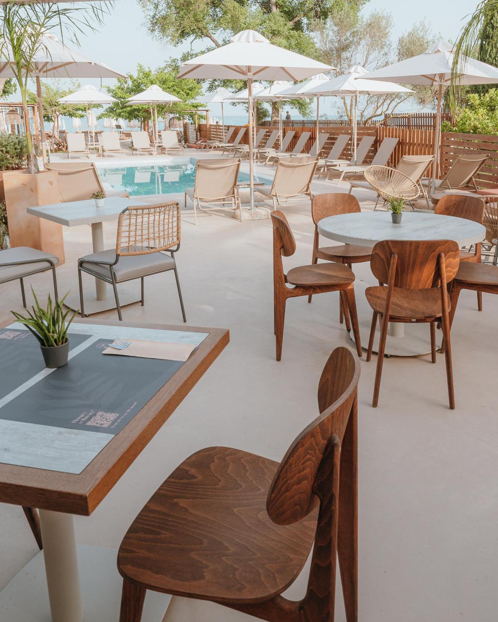 Eterrano Seaside Retreat Hotel Parga Exterior photo