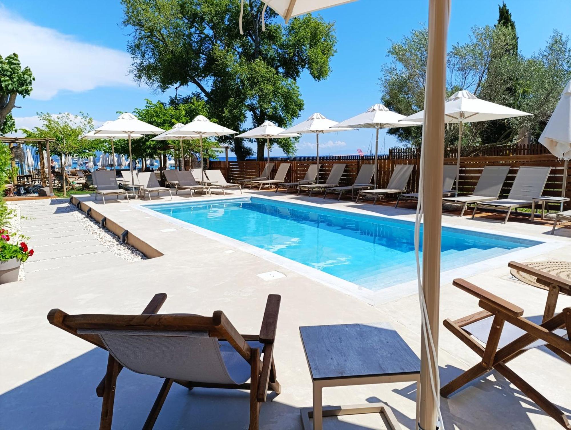 Eterrano Seaside Retreat Hotel Parga Exterior photo